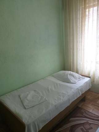 Гостевой дом Apartment Lachevi Сандански Двухместный номер с 2 отдельными кроватями-3
